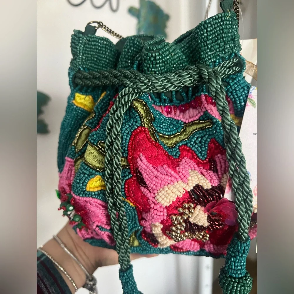 NEW Made in India Floral Drawstring Beaded Bag Tassel Closure VIRAL - Picture 3 of 3